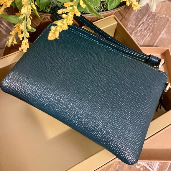 NWT Coach Wallet Set - Picture 7 of 7